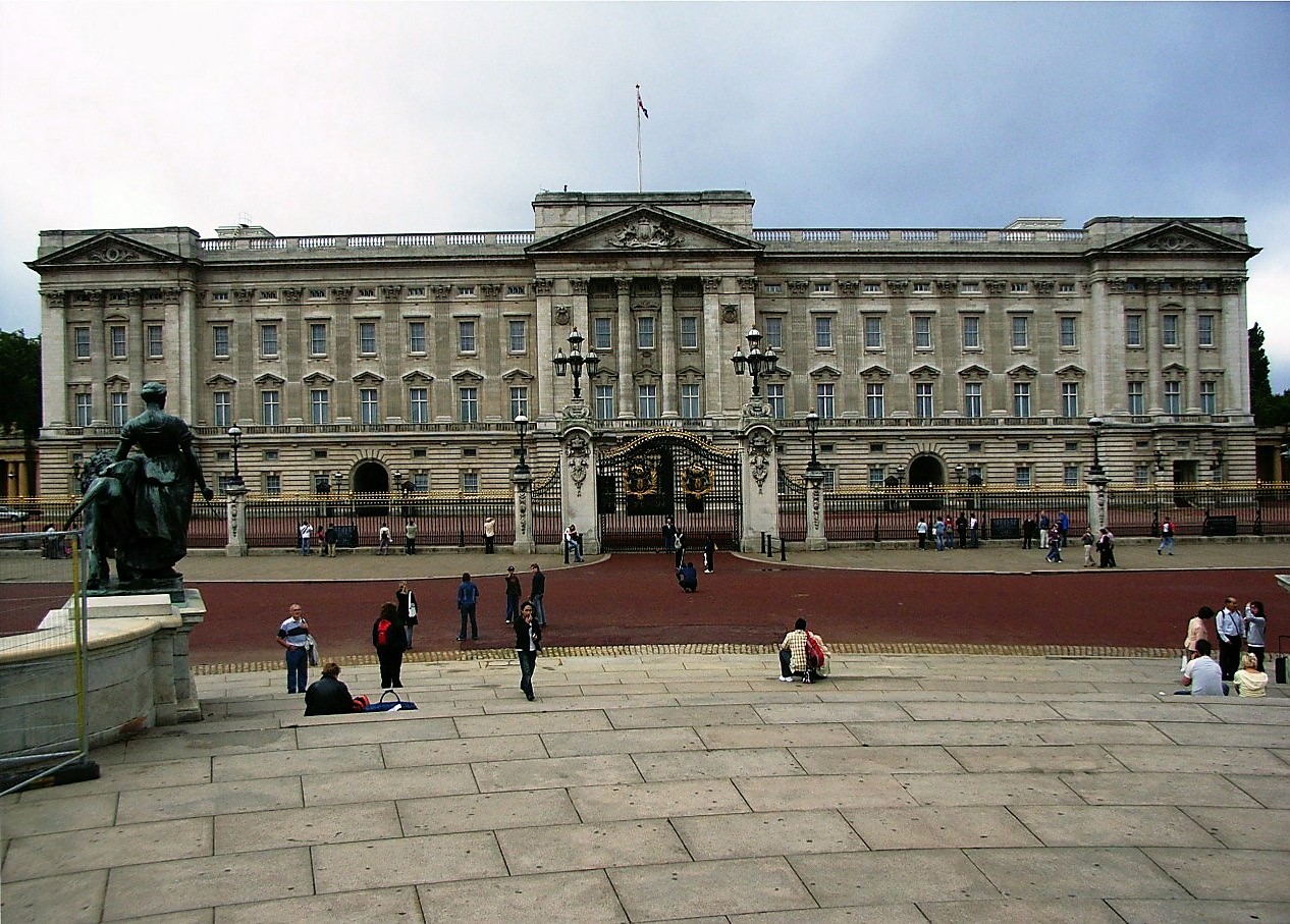 Buckingham_Palace