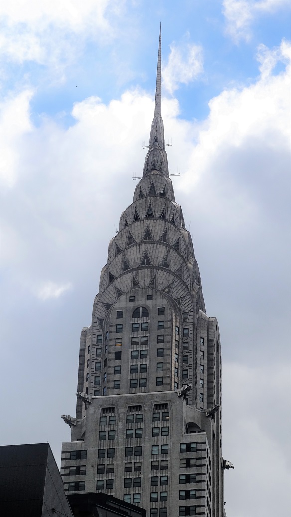 Chrysler_Building_top_storeys