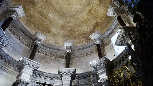 Diocletians_Palace_Mausoleum_Dome