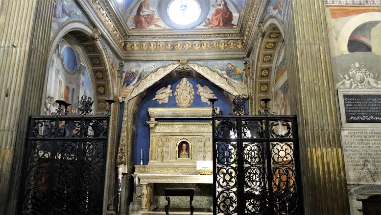 Duomo_San_Gimignano_St_Fina_Chapel