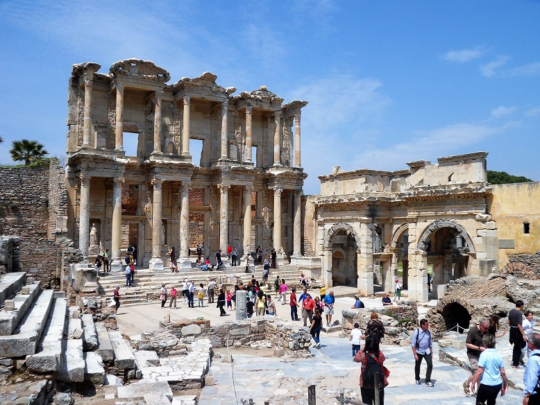 Ephesus_Celsus_Library