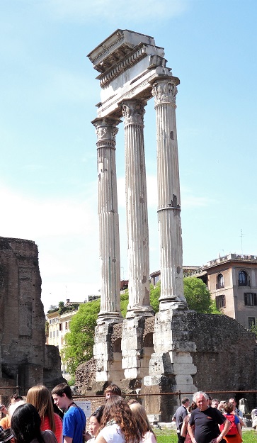 Forum_Temple_of_Castor_and_Pollux
