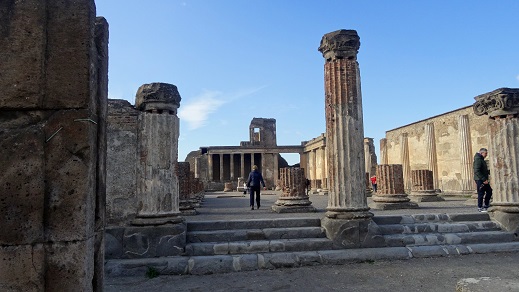 Pompeii_Bascilica_1