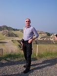 Ron_at_Monte_Alban_2009