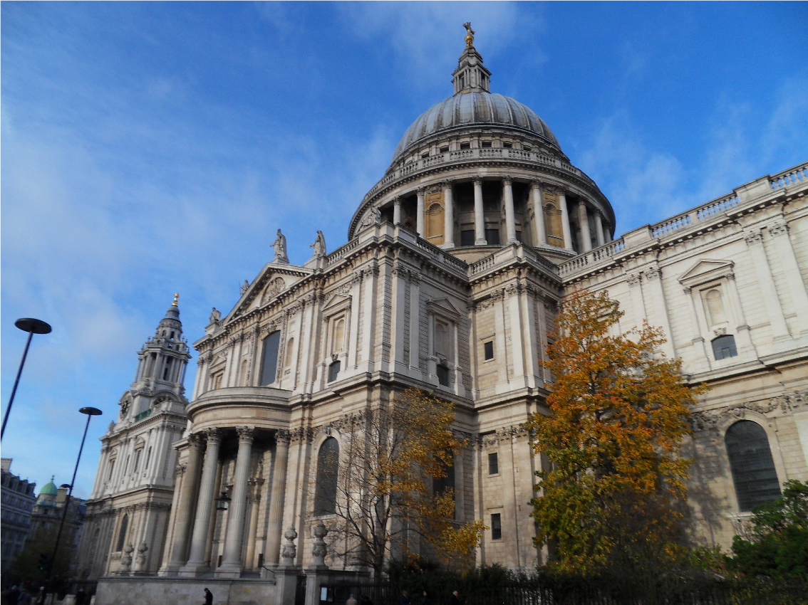 famous-historic-buildings-archaeological-sites-in-england-united