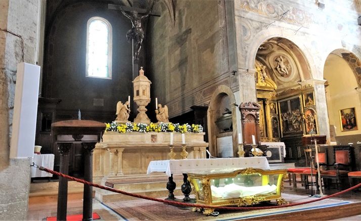 High Altar, Basilica of the Assumption of Mary, San Gimignano