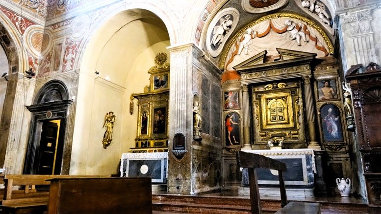 Transept Side Altars, Basilica of the Assumption of Mary, San Gimignano